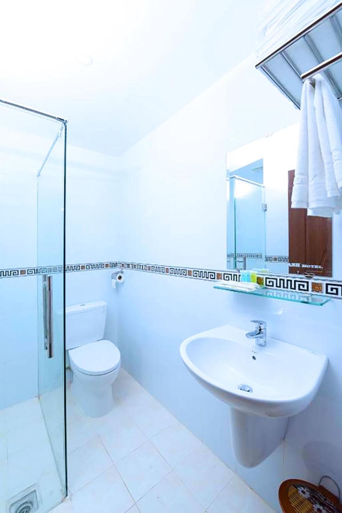 Bong Sen Xanh Hotel Cao Lanh Bagian luar foto