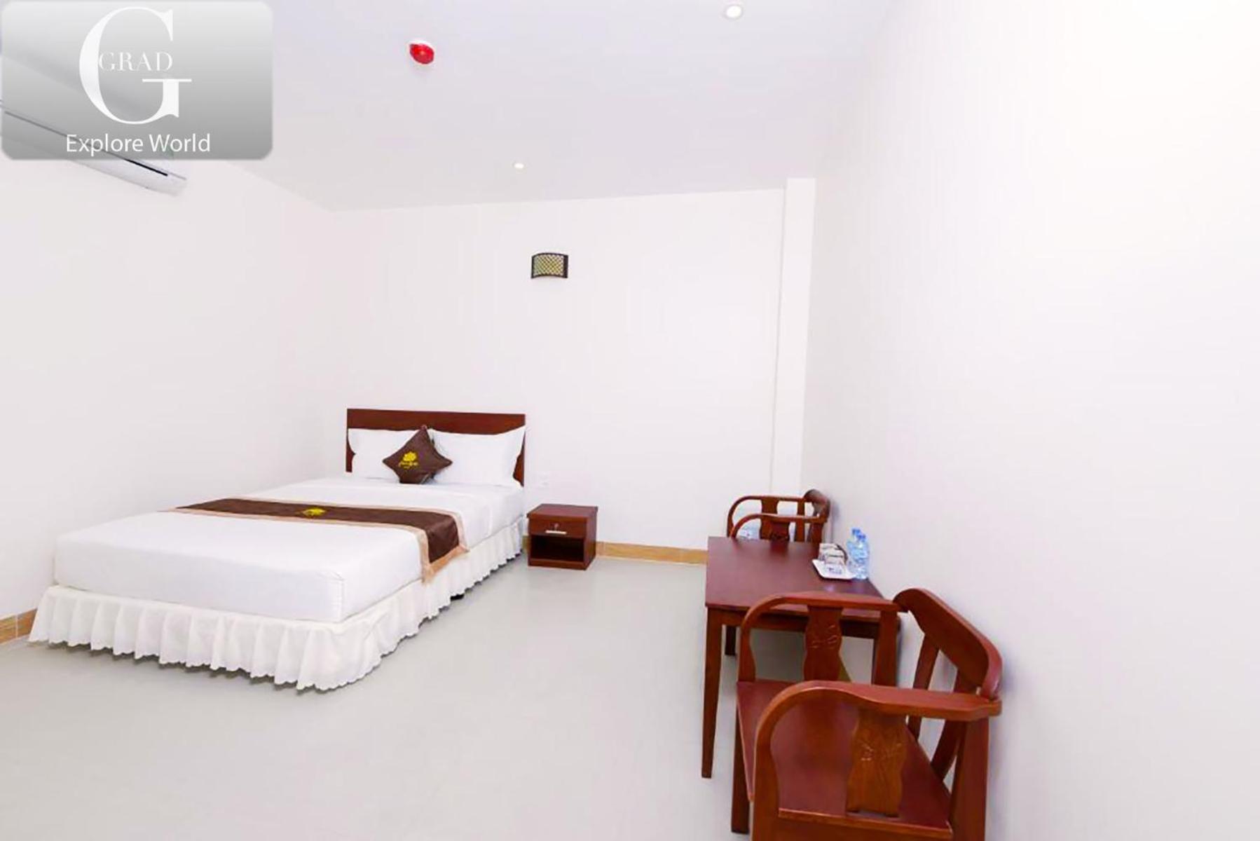 Bong Sen Xanh Hotel Cao Lanh Bagian luar foto